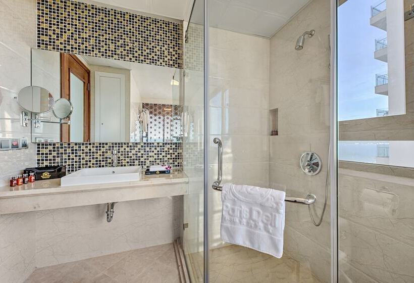 اتاق پرمیوم با چشمانداز دریا, Paris Deli Danang Beach