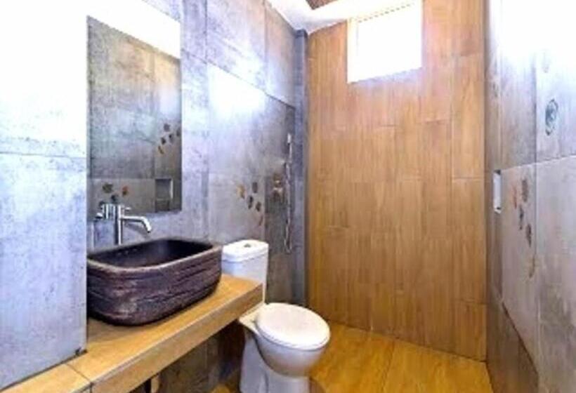 수피리어 스위트, Raintree Boutique