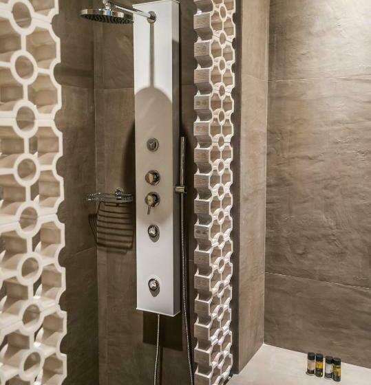 Полулюкс Повышенной Комфортности, Vilos Suites