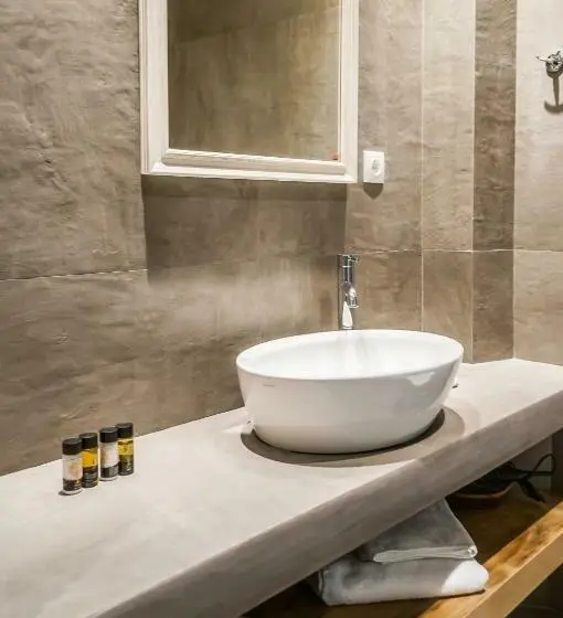 デラックスジュニアスイート, Vilos Suites