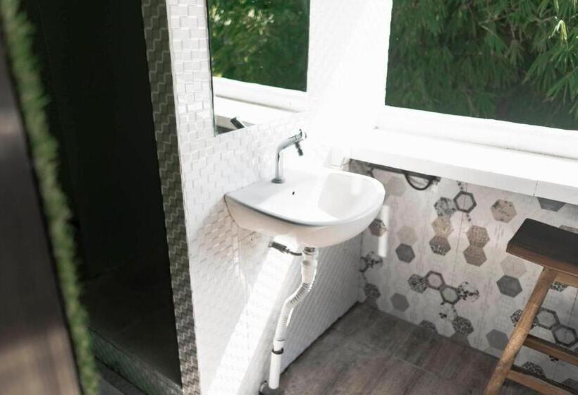 דירה בת חדר שינה 1 עם מרפסת, The Paica