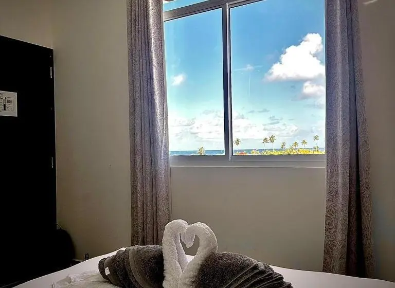 اتاق استاندارد سه تخته با چشم‌انداز, Kanbulo House Maldives