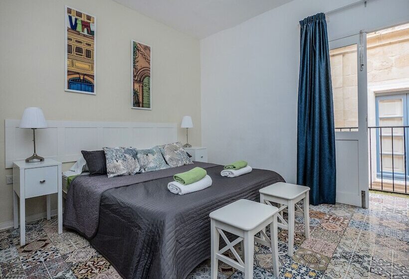 استودیوی استاندارد, Valletta Ajkla Mansion