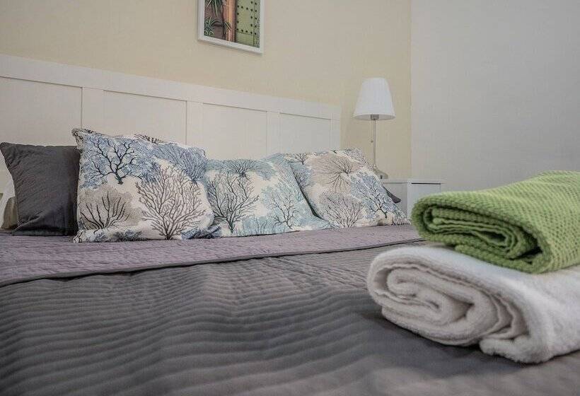 استودیوی استاندارد, Valletta Ajkla Mansion