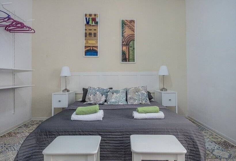 استودیوی استاندارد, Valletta Ajkla Mansion