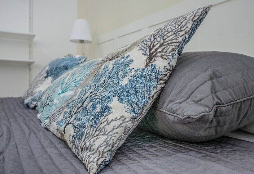 استودیوی استاندارد, Valletta Ajkla Mansion