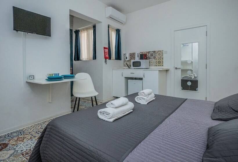 استودیوی استاندارد, Valletta Ajkla Mansion