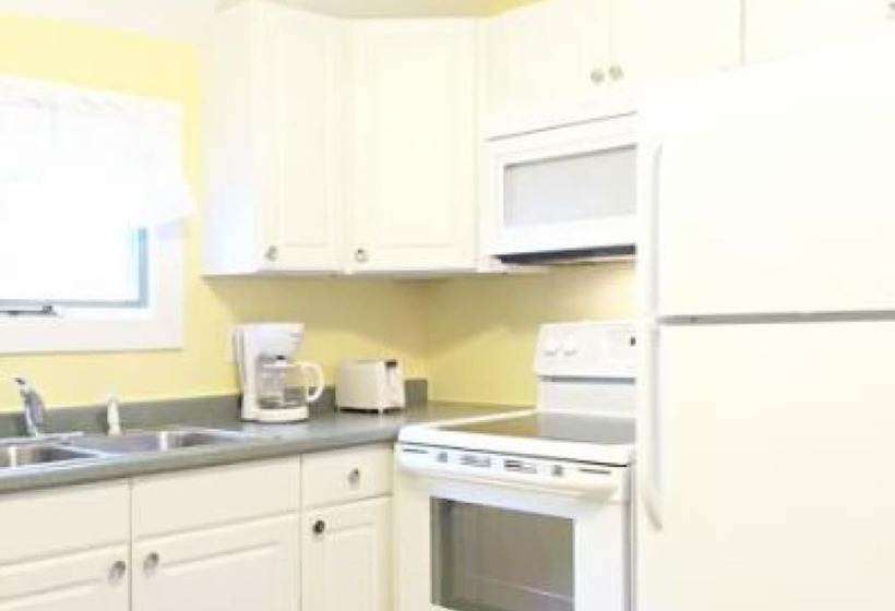 غرفة قياسية رباعية, 2 River Road Inn Cottages