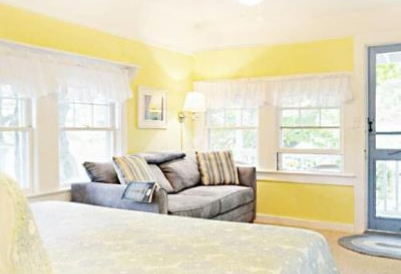 غرفة قياسية رباعية, 2 River Road Inn Cottages