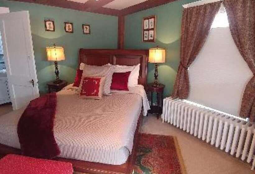 غرفة قياسية رباعية, 2 River Road Inn Cottages