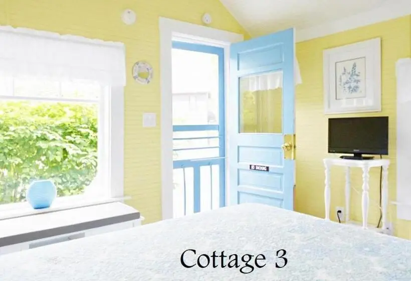 デラックスルーム, 2 River Road Inn Cottages
