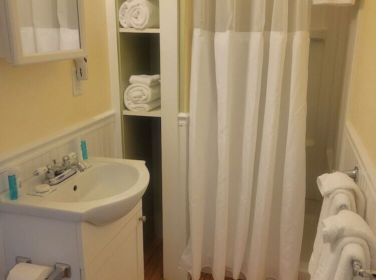 Четырехместный Номер Стандарт, 2 River Road Inn Cottages