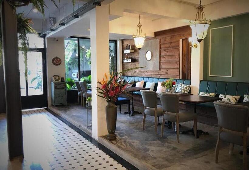 חדר דלוקס, Bloom Boutique Hotel & Cafe