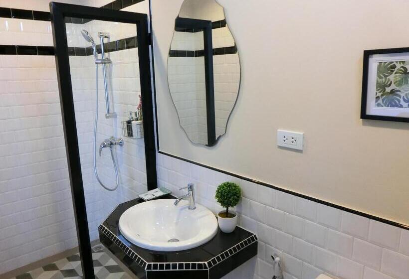 חדר סטנדרט, Bloom Boutique Hotel & Cafe