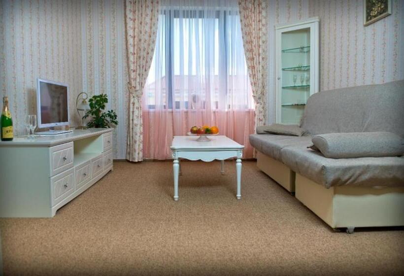 סוויטה, Knyazhyi Dvir