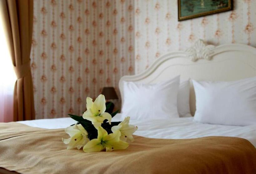 סוויטה, Knyazhyi Dvir