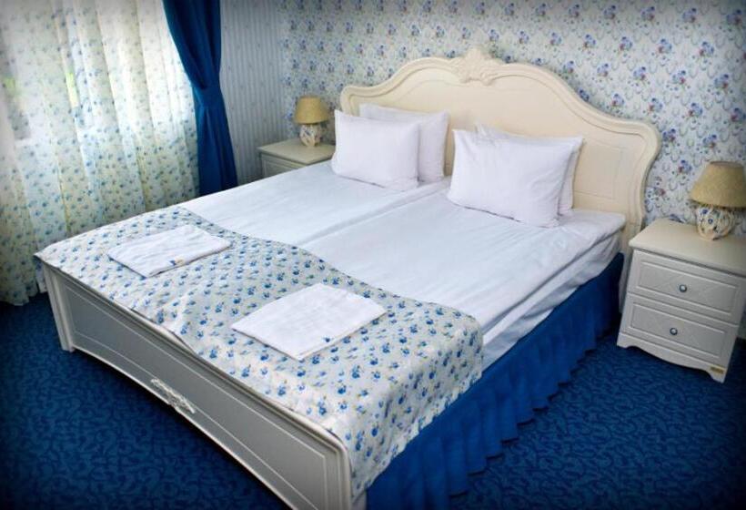 סוויטה, Knyazhyi Dvir