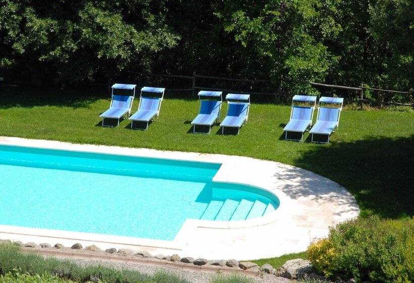 プールビュースタンダードルーム, Podere Pietreta