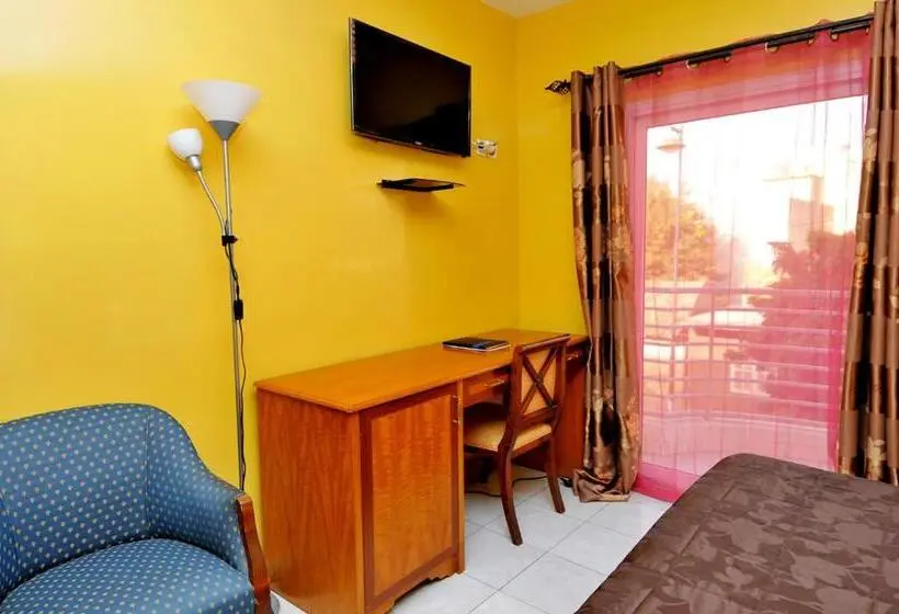 اتاق استاندارد با بالکن, Residence De La Porte Du Millenaire