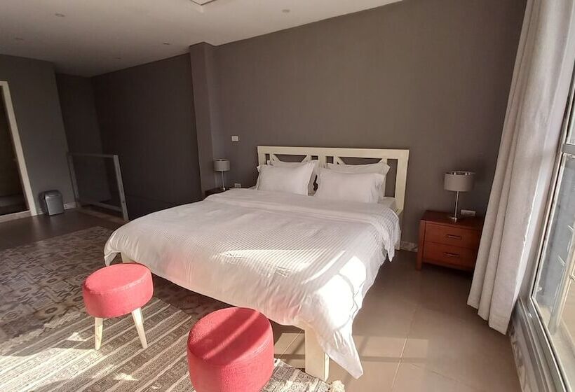 ویلا دلوکس 2 خوابه, Tropicana Beach & Resort