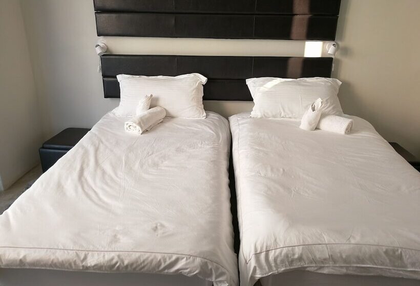 اتاق استاندارد, Tsumeb Guesthouse Kamho