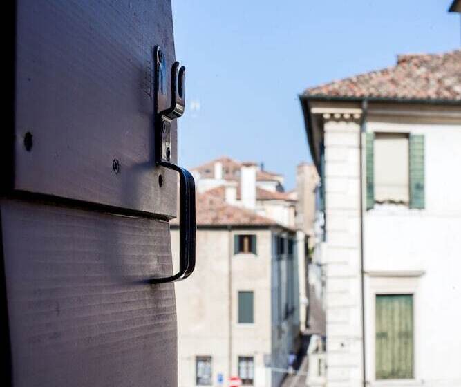 اتاق استاندارد, Castelmenardo39