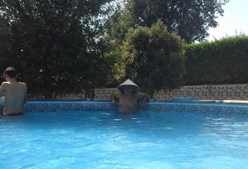 Шале 1 Спальня, O Chalet