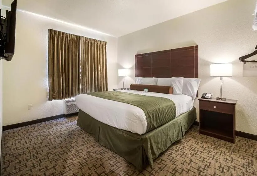 スイート, Cobblestone Hotel & Suites Victor