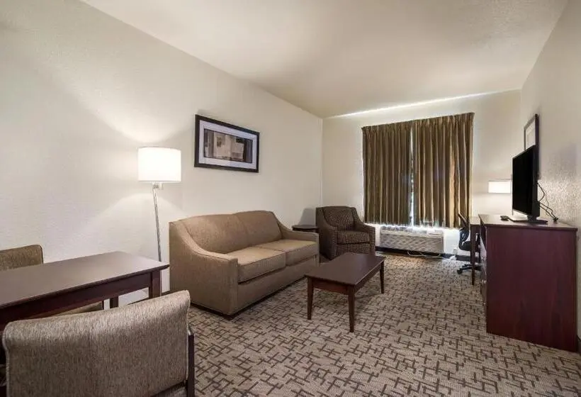 スイート, Cobblestone Hotel & Suites Victor