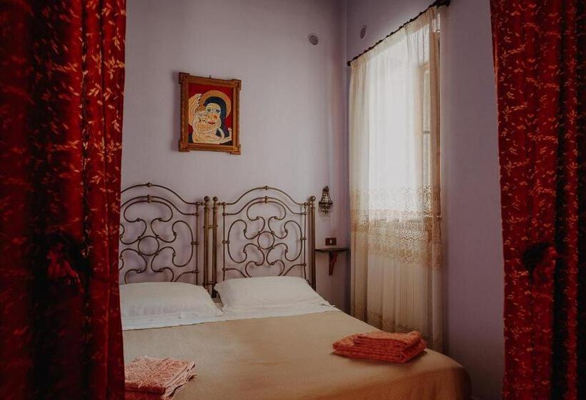 １ベッドルームアパートメント, La Baronessa B&b