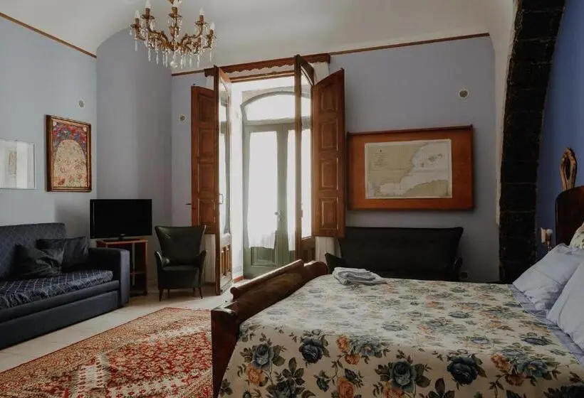 اتاق استاندارد چهار تخته, La Baronessa B&b