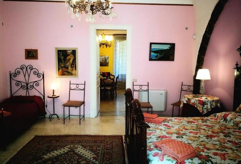 スタンダード４人部屋, La Baronessa B&b