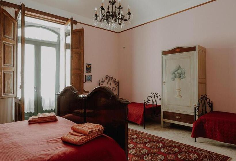 Четырехместный Номер Стандарт, La Baronessa B&b