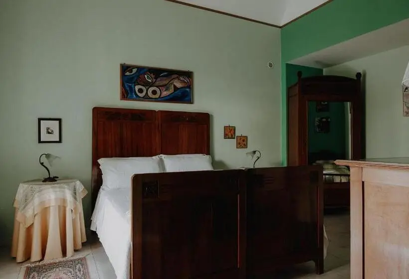 اتاق استاندارد سه نفره, La Baronessa B&b