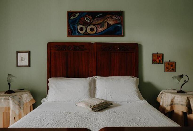 スタンダードトリプルルーム, La Baronessa B&b