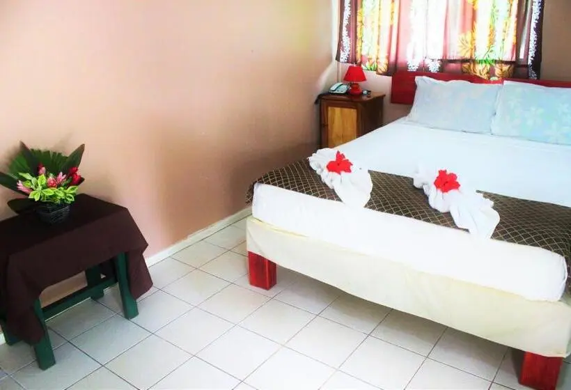 ویلای 1 خوابه با چشم‌انداز باغ, Le Uaina Beach Resort