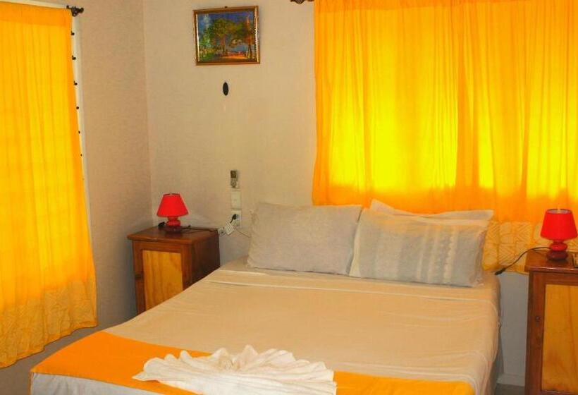 וילת 2 חדרי שינה נוף לגינה, Le Uaina Beach Resort