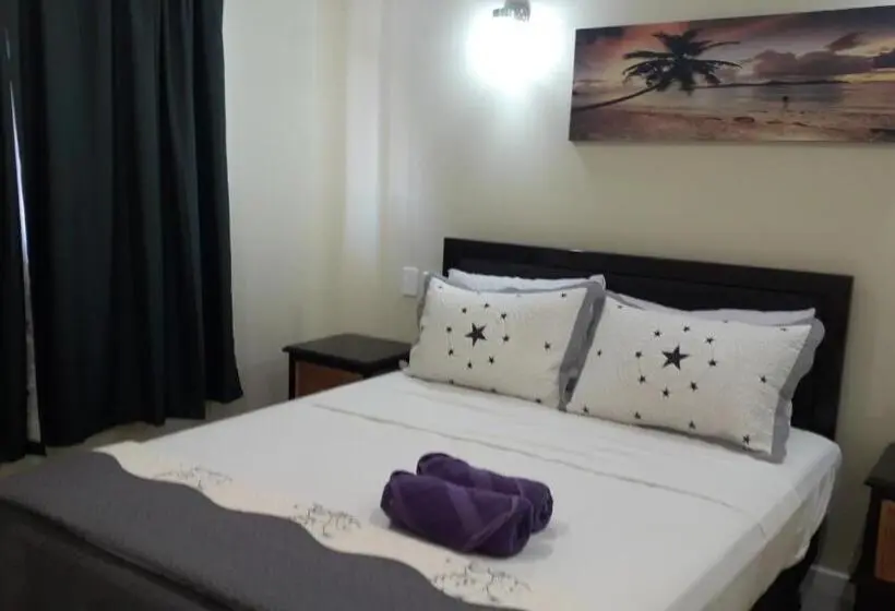 سوئیت 2 خوابه, Le Uaina Beach Resort