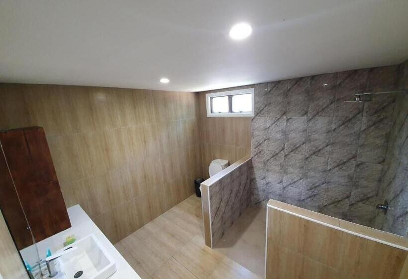 חדר סופריור לשלושה עם נוף לים, Le Uaina Beach Resort