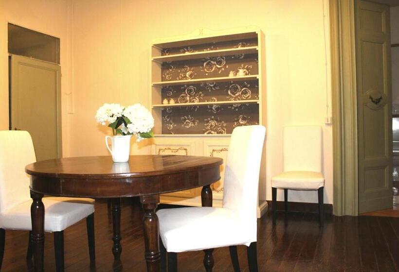 شقة غرفة واحدة, Resort A Palazzo B&b