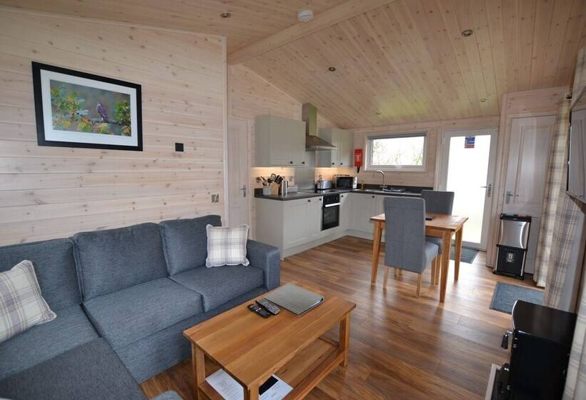 דירת חדר סופריור, The Chiltern Lodges At Upper Farm Henton