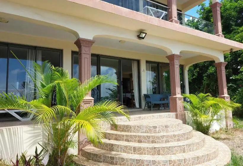 بنگله خانوادگی, Villa Pied Dans L Eau Pointe Aux Piments
