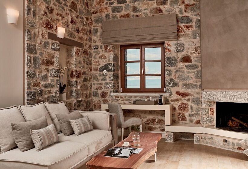 高级套房带海景, 100 Rizes Seaside Resort  Small Luxury Hotels Of The World