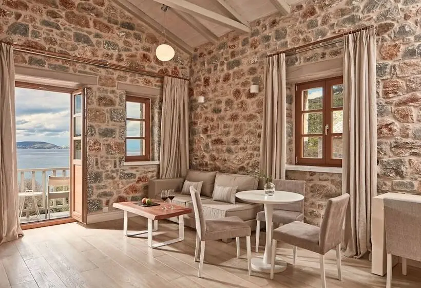 Sviitti Merinäkymä, 100 Rizes Seaside Resort  Small Luxury Hotels Of The World