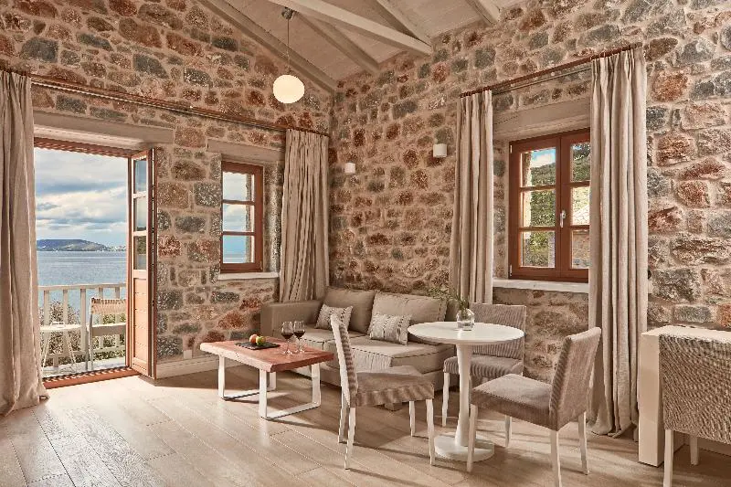 Sviitti Merinäkymä, 100 Rizes Seaside Resort  Small Luxury Hotels Of The World