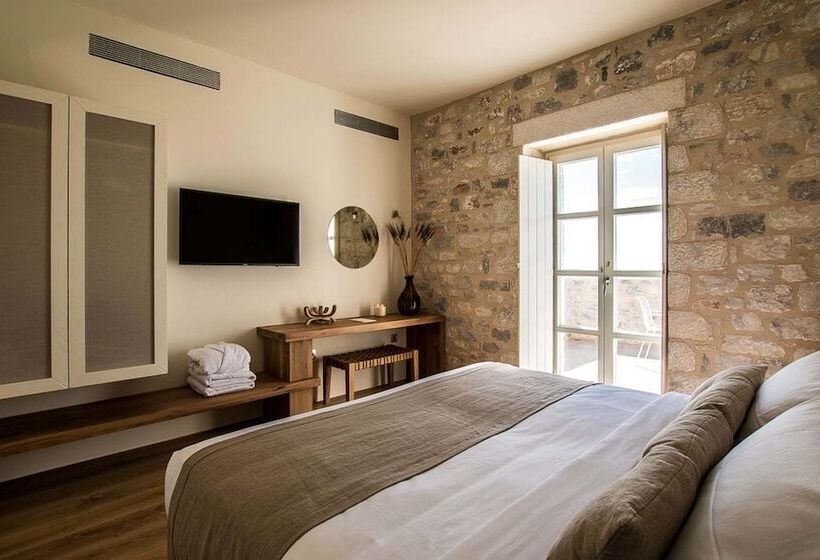 Вилла Deluxe 3 Спальни, Bassa Maina Villas & Suites