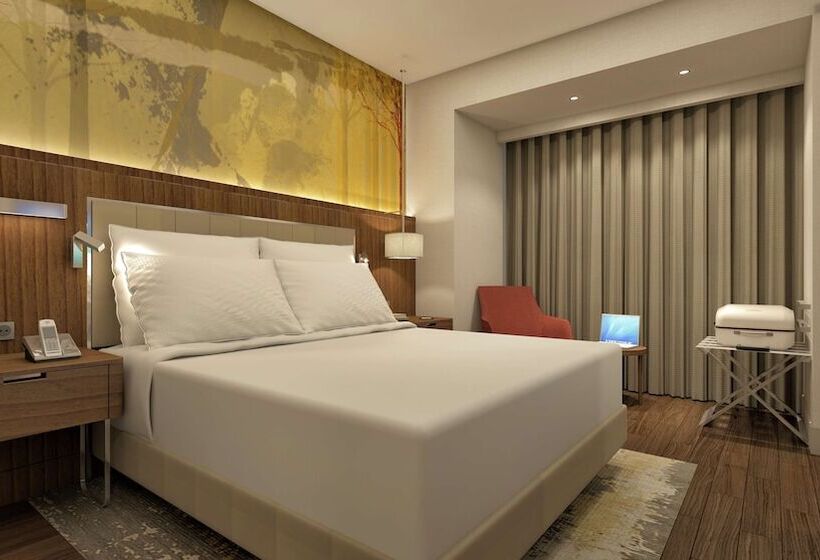 سوییت سوپریور, Doubletree By Hilton Skopje