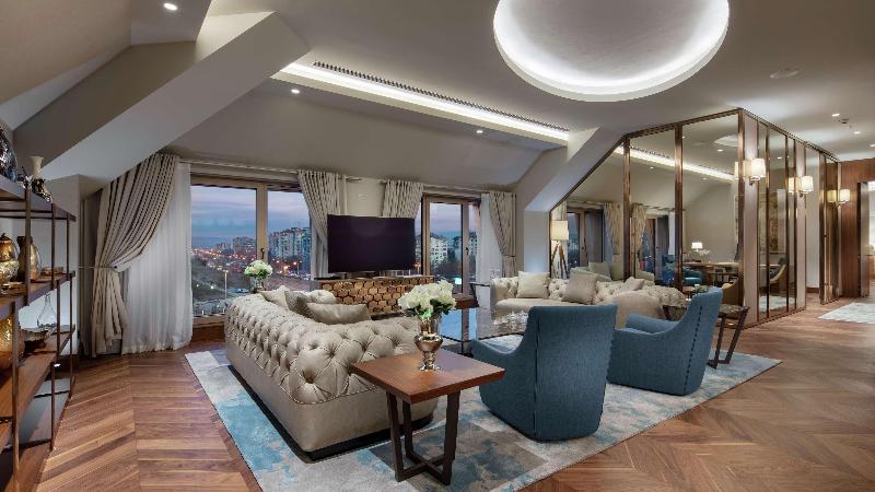 سوئیت با تخت بزرگ, Doubletree By Hilton Skopje