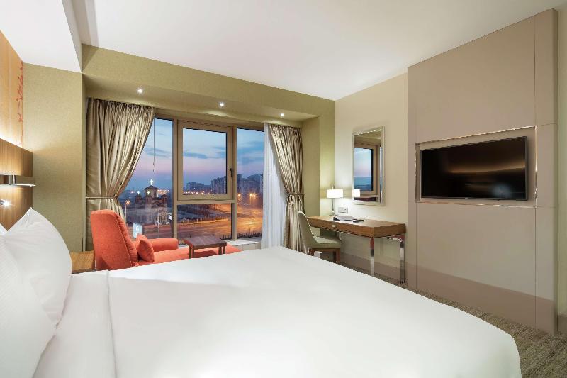 اتاق استاندارد با تخت بزرگ, Doubletree By Hilton Skopje