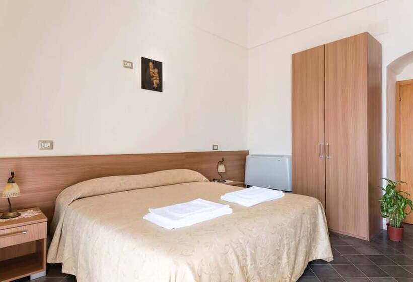 דירת חדר דלוקס, Il Campanile